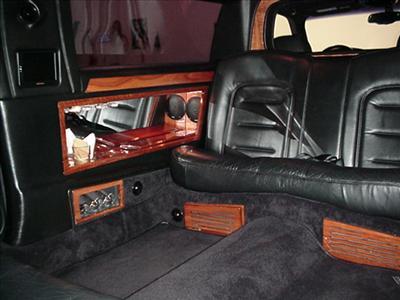 Stretch Limo - Cadillac DTS
