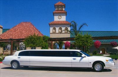 Stretch Limo - Lincoln Town Car