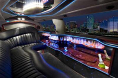 Stretch Limo - Lincoln Town Car