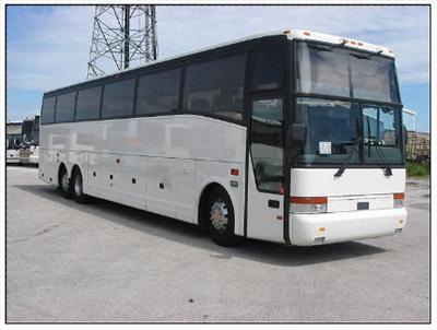 MotorCoach - Deluxe Motor Coach 
