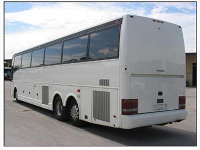 MotorCoach - Deluxe Motor Coach 