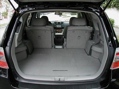 SUV - Toyota Highlander