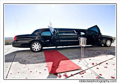Stretch Limo - Lincoln Town Car