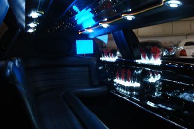 Stretch Limo - Lincoln Town Car