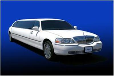 Stretch Limo - Lincoln Town Car