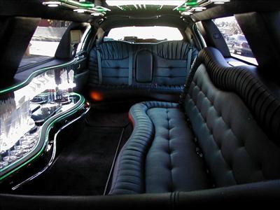 Stretch Limo - Lincoln Town Car