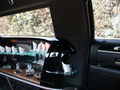 Stretch Limo - Lincoln Town Car