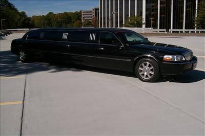 Stretch Limo - Lincoln Town Car