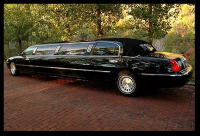Stretch Limo - Lincoln Town Car