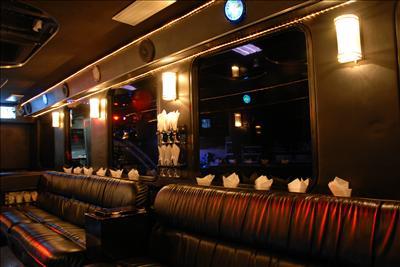 Mini-Bus - Limo / Party Style 