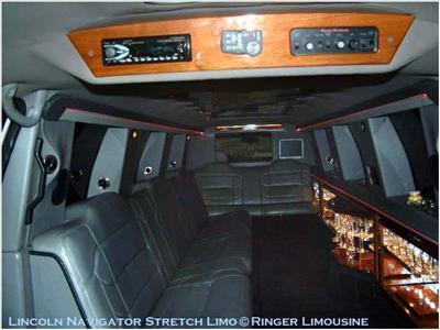 Stretch SUV - Lincoln Navigator