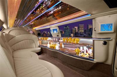 Stretch Limo - Lincoln Town Car