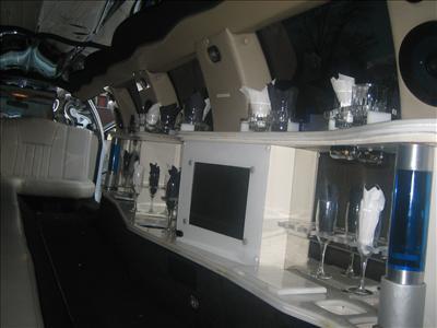 Stretch Limo - Lincoln Town Car