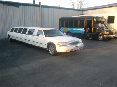 Stretch Limo - Lincoln Town Car