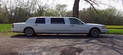 Stretch Limo - Lincoln Town Car