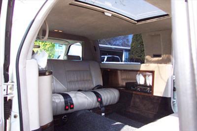 Stretch Limo - Lincoln Town Car
