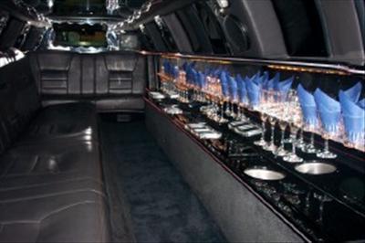 Stretch Limo - Lincoln Town Car