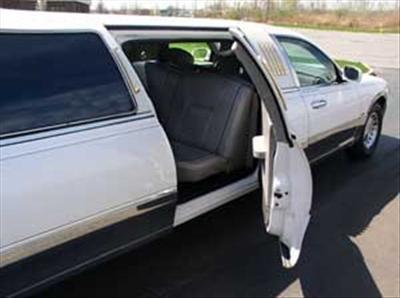 Stretch Limo - Lincoln Town Car