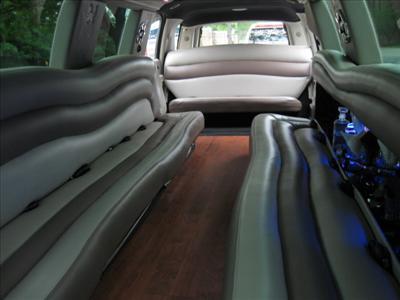 Stretch SUV - Cadillac Escalade