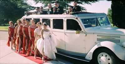 Antique / Classic - Limo / Party Style 