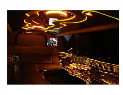Stretch SUV - Ford Excursion