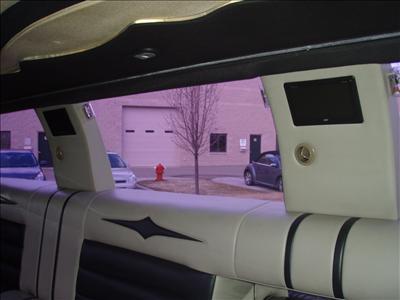 Stretch SUV - Cadillac Escalade