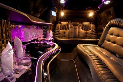 Stretch Limo - Lincoln Town Car