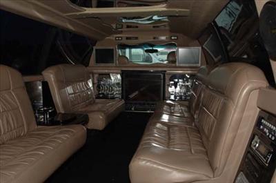 Stretch SUV - Lincoln Navigator