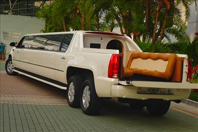 Stretch SUV - Cadillac Escalade