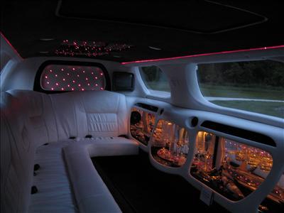 Stretch Limo - Lincoln Town Car