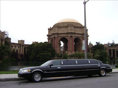 Stretch Limo - Lincoln Town Car