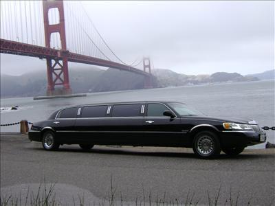 Stretch Limo - Lincoln Town Car