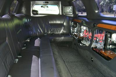 Stretch Limo - Lincoln Town Car