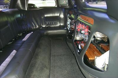 Stretch Limo - Lincoln Town Car