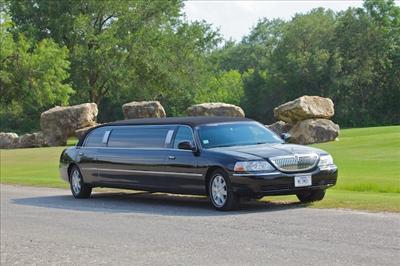 Stretch Limo - Lincoln Town Car