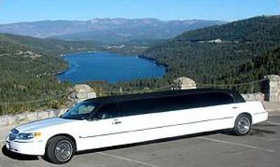 Stretch Limo - Lincoln Town Car