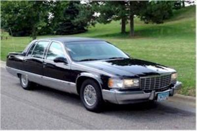 Sedan - Cadillac DTS