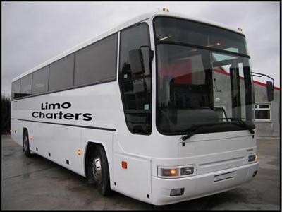MotorCoach - Deluxe Motor Coach 
