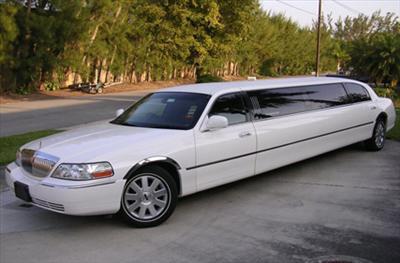 Stretch Limo - Lincoln Town Car