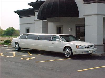 Stretch Limo - Cadillac DTS