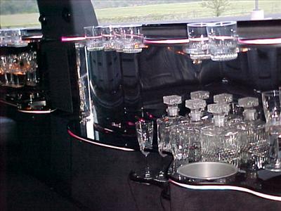 Stretch Limo - Cadillac DTS