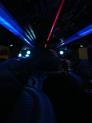 Stretch SUV - Hummer H2