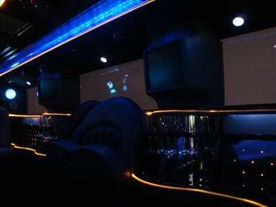 Stretch SUV - Hummer H2