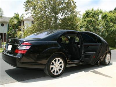 Luxury Sedan - Mercedes Benz S-Class