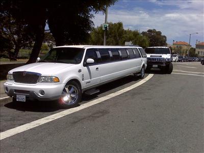 Stretch SUV - Lincoln Navigator