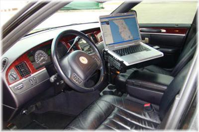 Sedan - Lincoln Town Car