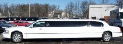Stretch Limo - Lincoln Town Car