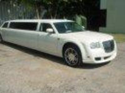 Stretch Limo - Chrysler 300