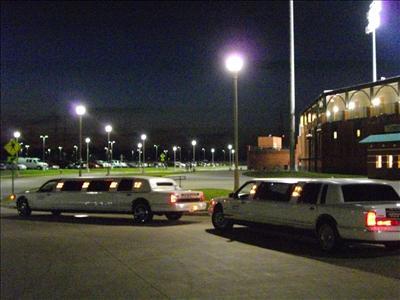 Stretch Limo - Lincoln Town Car