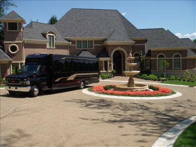 Mini-Bus - Limo / Party Style 